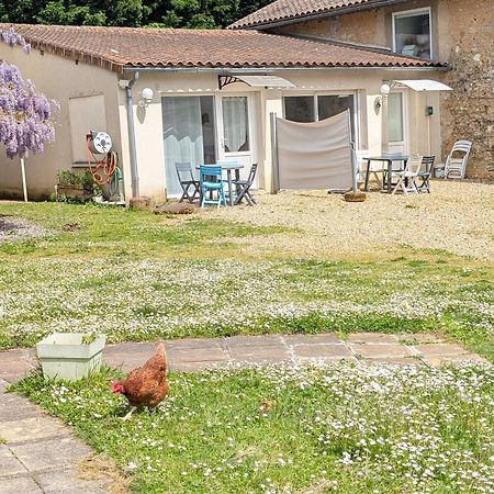 Bel Appartement T2 Climatise Avec Piscine Poitiers-Futuroscope-Creps De Poitiers Vouneuil-sous-Biard Екстер'єр фото